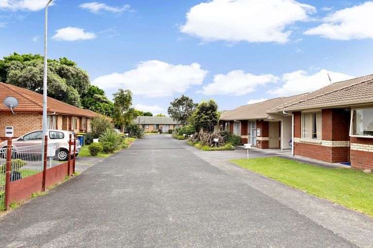 Photo of property in Kessel Way, 17/379 Swanson Road, Ranui, Auckland, 0612
