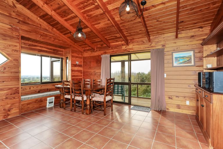 Photo of property in 55 Ohiwa Road, Papakura, 2582