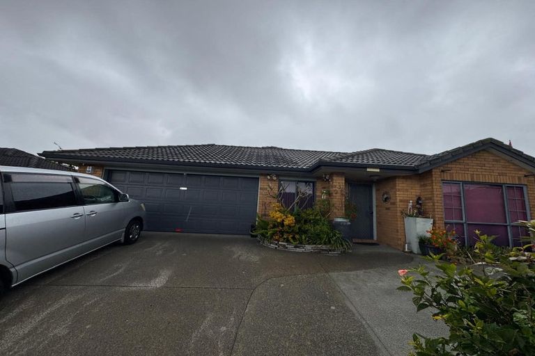 Photo of property in 54 Magic Way, Randwick Park, Auckland, 2105
