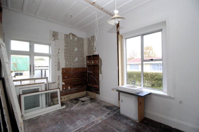 Photo of property in 90 Grey Street, Woodville, 4920