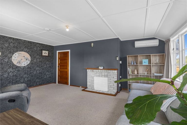 Photo of property in 11 Victory Place, Aramoho, Whanganui, 4500