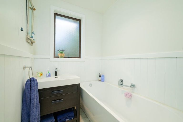 Photo of property in 73 Churchill Street, Kaikoura, 7300