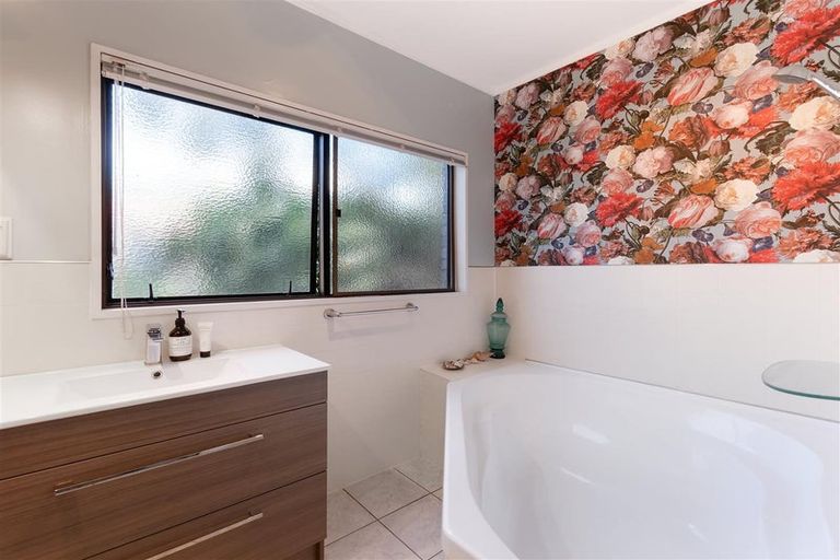 Photo of property in 20 Norrie Street, Te Puke, 3119