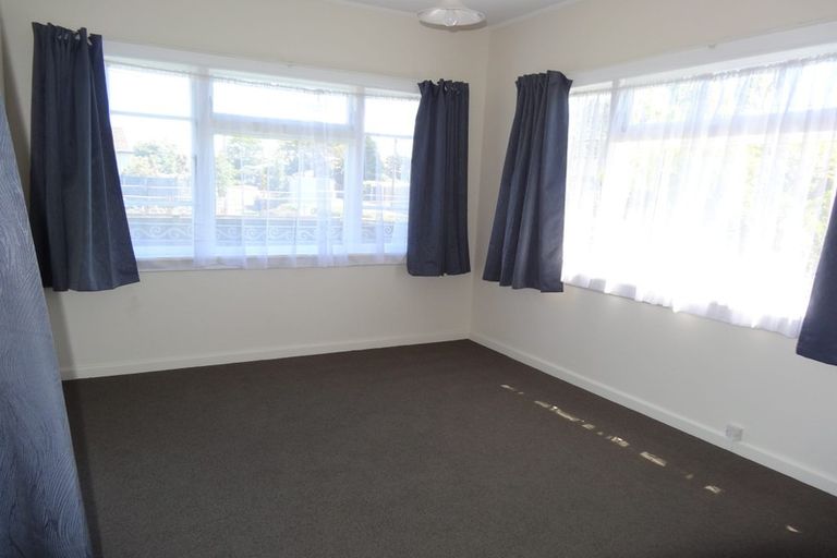 Photo of property in 130 Mackenzie Avenue, Woolston, Christchurch, 8023