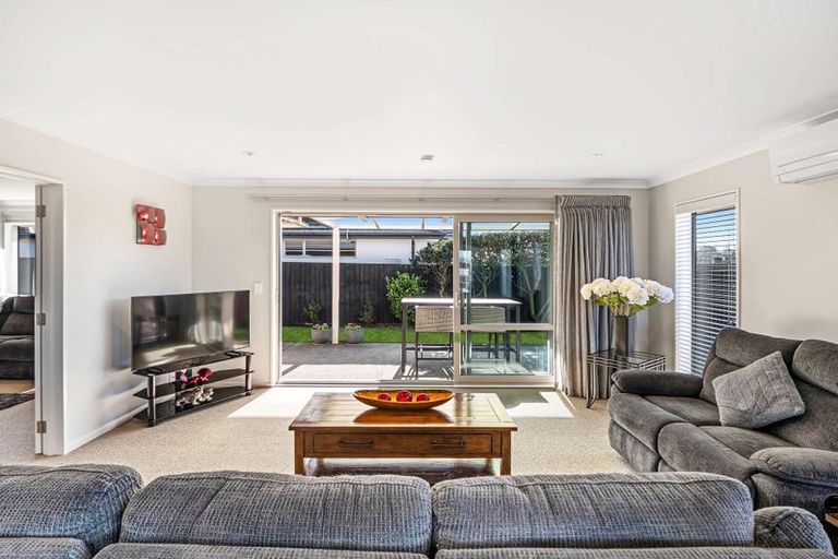 Photo of property in 2 Te Aika Street, Marshland, Christchurch, 8083