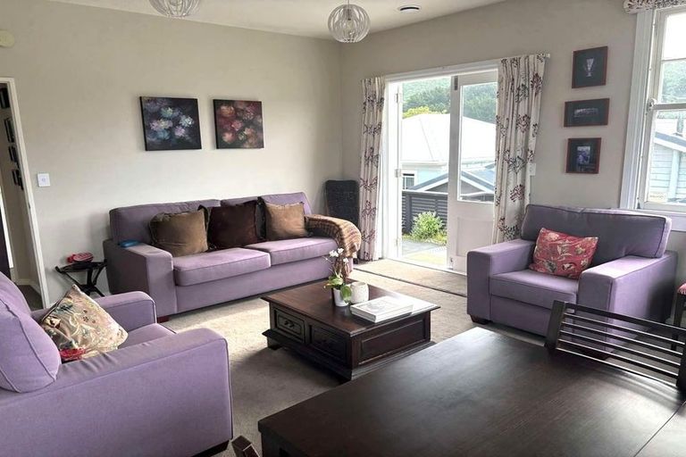Photo of property in 2a Dawson Street, Berhampore, Wellington, 6023