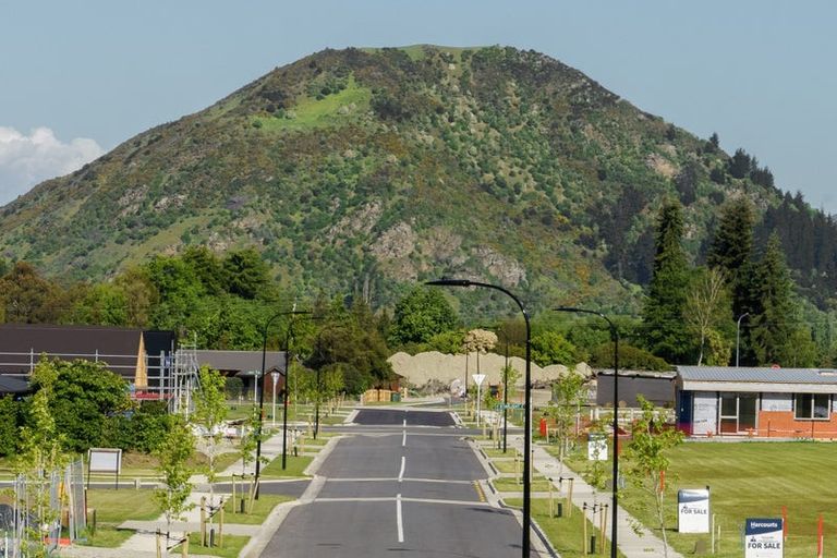 Photo of property in Orchard Road, Wanaka, 9382