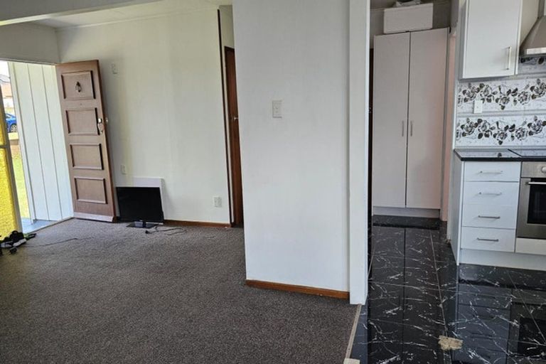 Photo of property in 525 Massey Road, Mangere, Auckland, 2022
