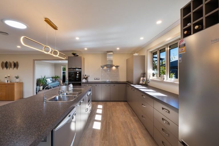 Photo of property in 65 Oteramika Road, Rockdale, Invercargill, 9812