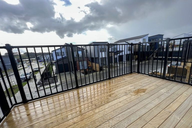 Photo of property in 39 Kapehu Road, Silverdale, 0932