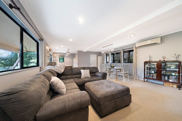 Photo of property in 45 Holmes Drive South, Massey, Auckland, 0614