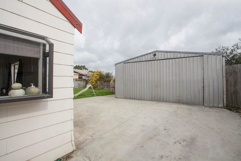 Photo of property in 79 Hillcrest Drive, Kelvin Grove, Palmerston North, 4414
