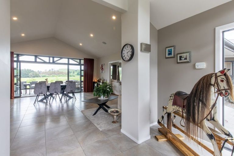 Photo of property in 19 Jg Wilson Drive, Waipukurau, 4281