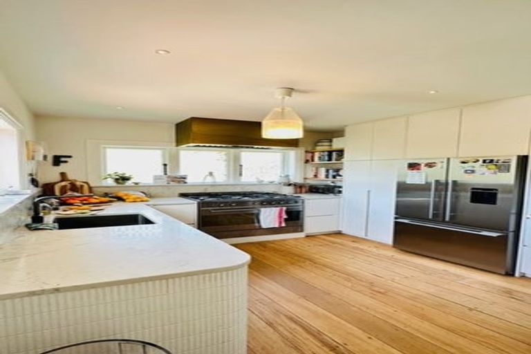 Photo of property in 12 Cheviot Road, Lowry Bay, Lower Hutt, 5013
