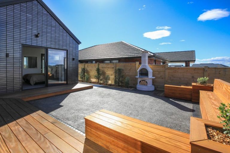 Photo of property in 25 Oralee Terrace, Peacocke, Hamilton, 3206