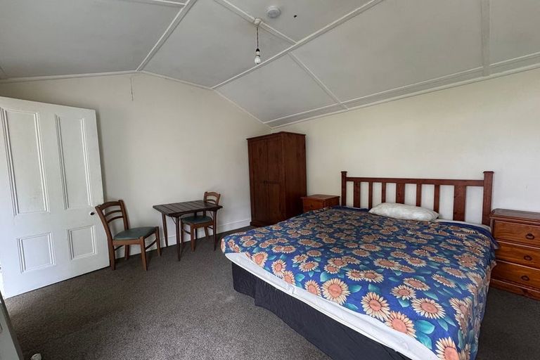 Photo of property in 4 Levy Street, Mount Victoria, Wellington, 6011
