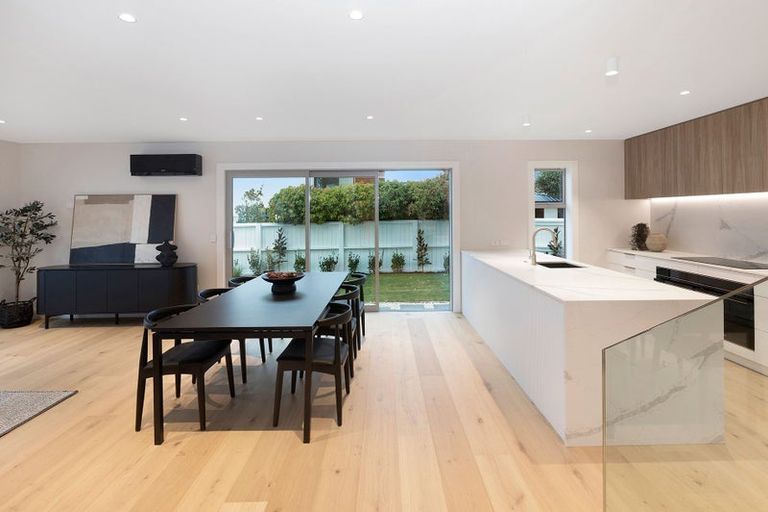 Photo of property in 40 Rayburn Avenue, Papanui, Christchurch, 8053