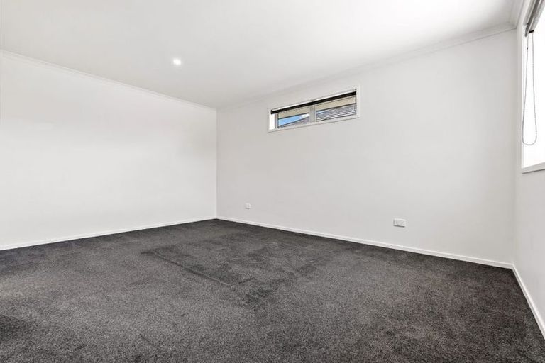 Photo of property in 12 Saint Michaels Crescent, Kelburn, Wellington, 6012