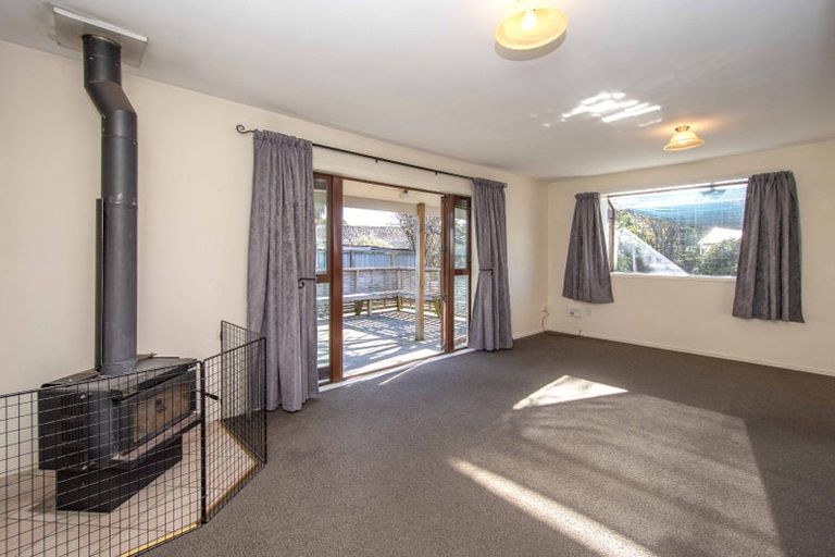 Photo of property in 9b Te One Place, Redwood, Christchurch, 8051