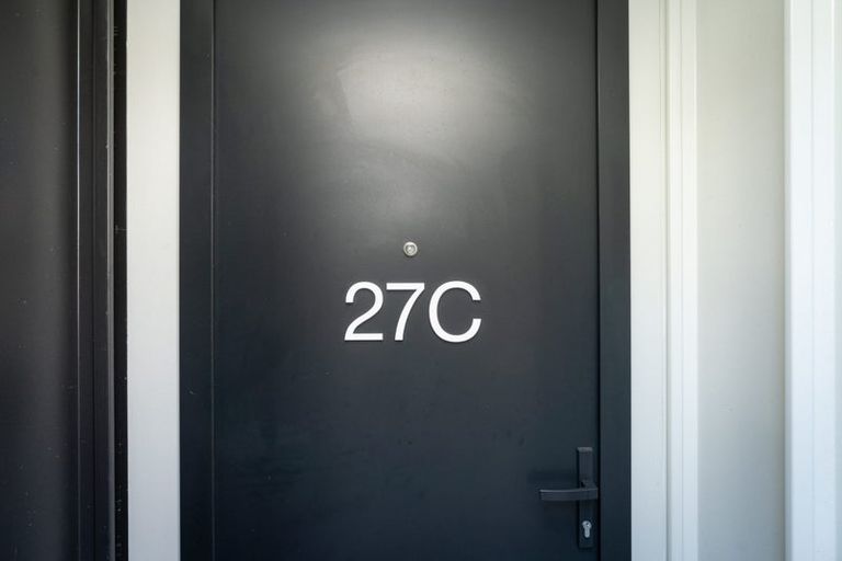 Photo of property in 27c Thompson Street, Mount Cook, Wellington, 6011