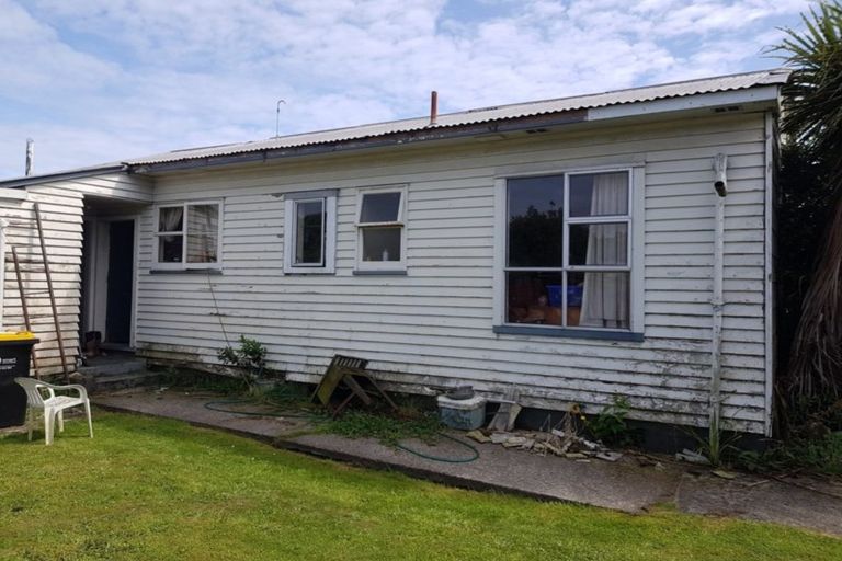 Photo of property in 30a Cobden Street, Westport, 7825