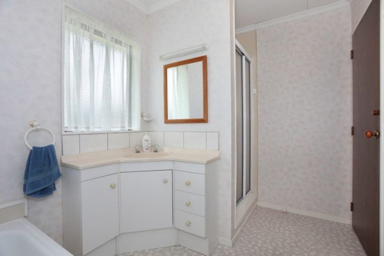 Photo of property in 14 Oaklea Avenue, Marton, 4710