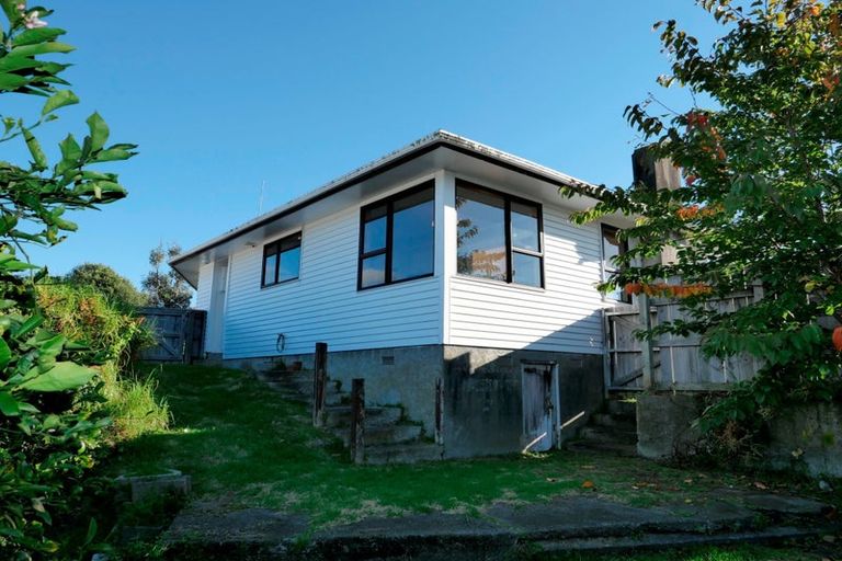 Photo of property in 17 Chums Road, Paraparaumu Beach, Paraparaumu, 5032