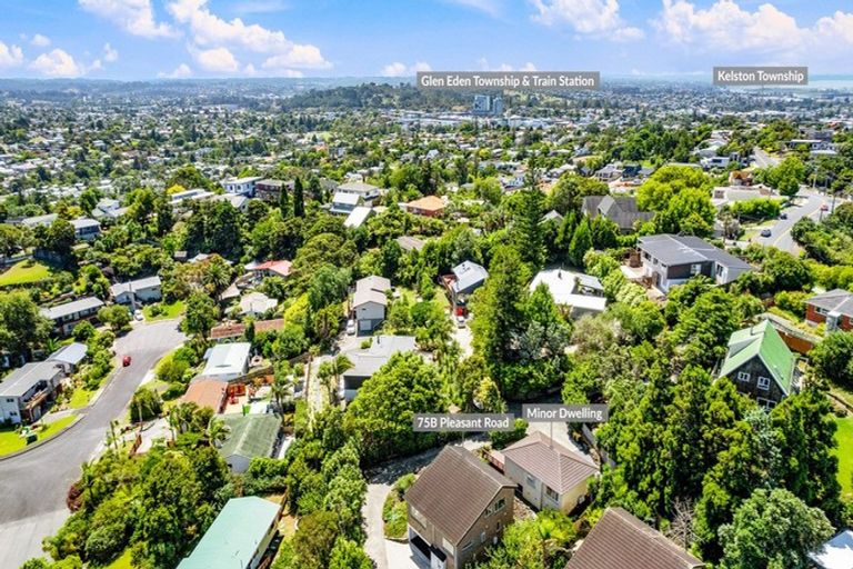 Photo of property in 75b Pleasant Road, Glen Eden, Auckland, 0602