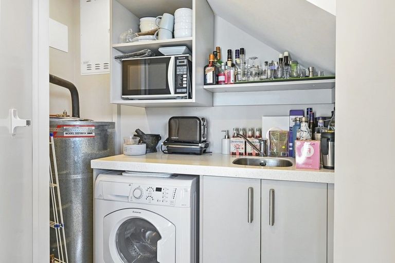 Photo of property in 10/233 Hereford Street, Christchurch Central, Christchurch, 8011