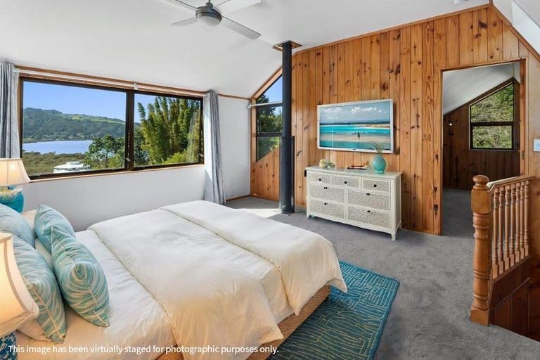 Photo of property in 66 Beach Road, Onerahi, Whangarei, 0110