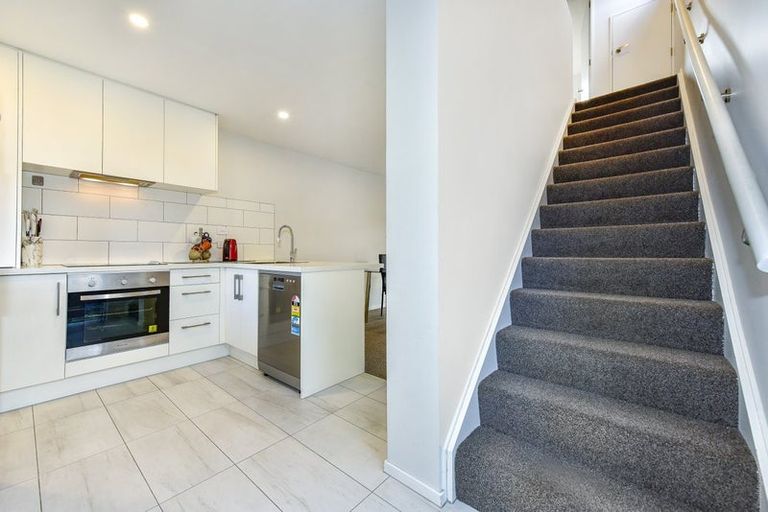 Photo of property in 8/68 Barbour Street, Waltham, Christchurch, 8011