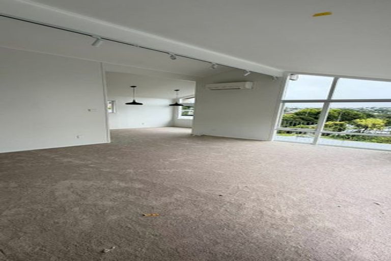 Photo of property in 40 Velma Road, Hillcrest, Auckland, 0627