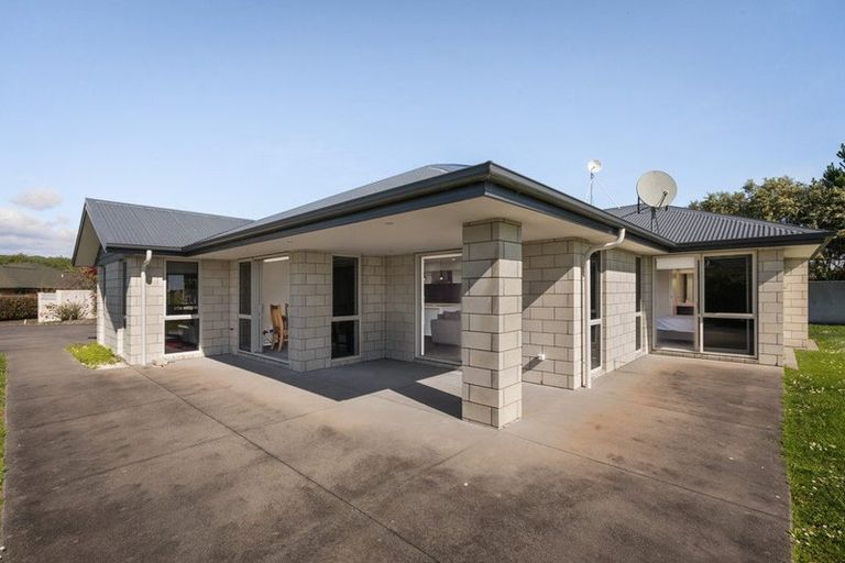 Photo of property in 8 Wakatere Place, Thames, 3500