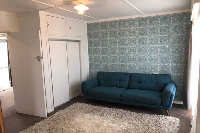 Photo of property in 39 Paynters Avenue, Strandon, New Plymouth, 4312