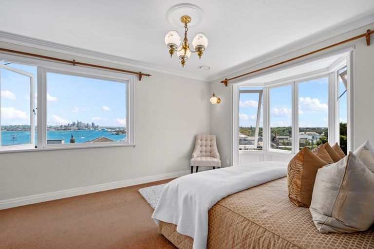 Photo of property in 38 Jubilee Avenue, Devonport, Auckland, 0624
