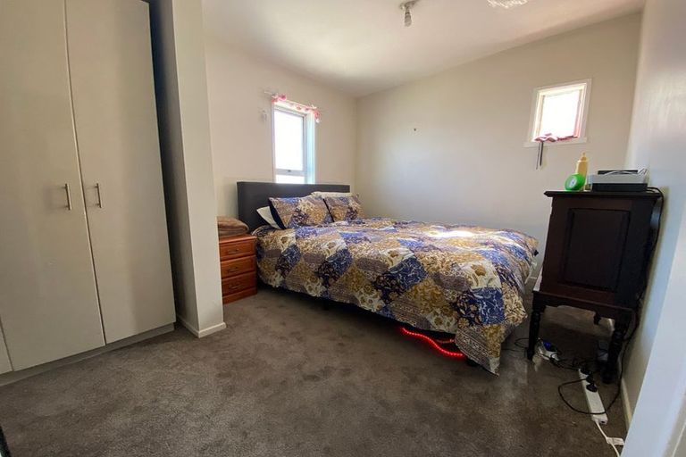 Photo of property in 52c Alfriston Road, Manurewa East, Auckland, 2102