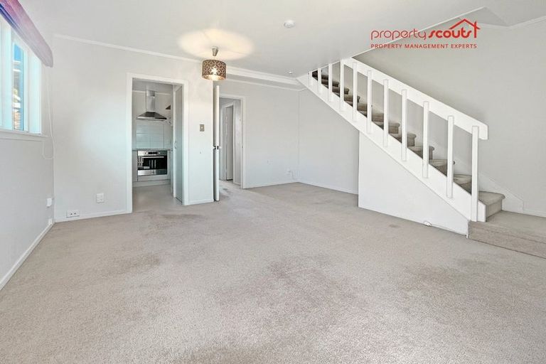 Photo of property in 1/15 Titiwai Place, Birkenhead, Auckland, 0626