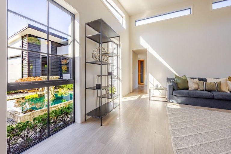 Photo of property in 80 Kent Terrace, Taradale, Napier, 4112
