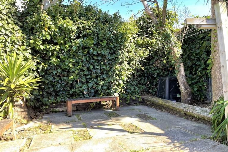 Photo of property in 62 Wallace Street, Mount Cook, Wellington, 6021