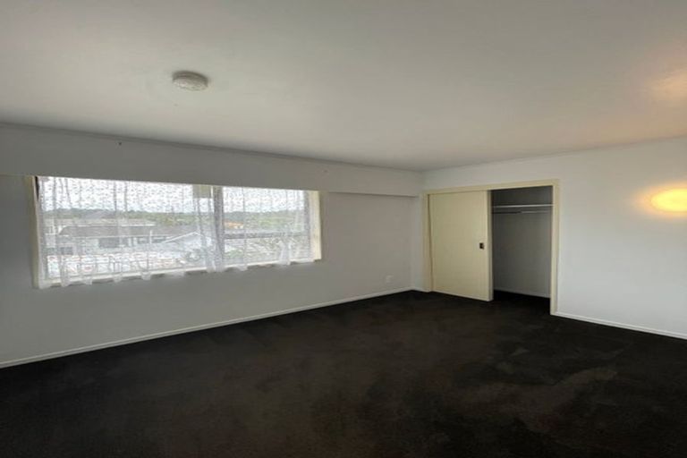 Photo of property in 226 Henderson Valley Road, Henderson, Auckland, 0612