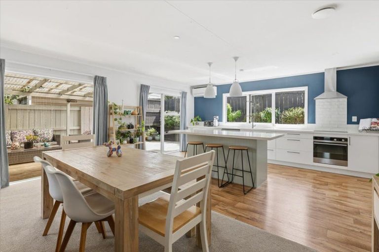 Photo of property in 11 Nautilus Drive, Papamoa Beach, Papamoa, 3118