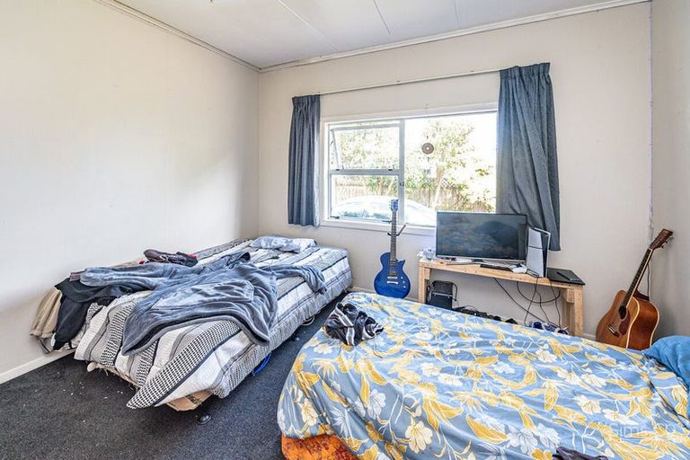 Photo of property in 34 Polson Street, Castlecliff, Whanganui, 4501