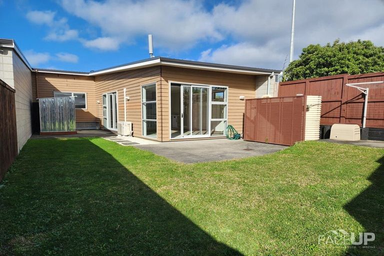 Photo of property in 26 Station Street, Hobsonville, Auckland, 0616