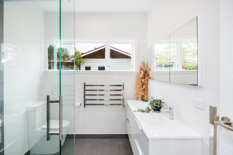 Photo of property in 39 Batt Street, West End, Palmerston North, 4410