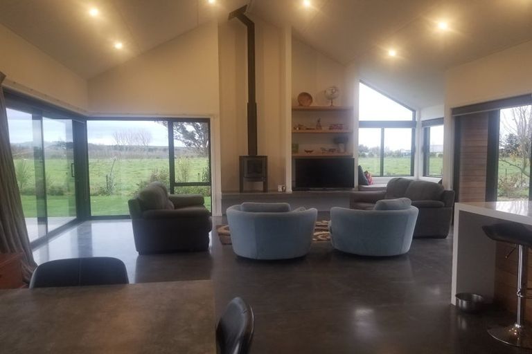 Photo of property in 48 Sherwood Road, Makikihi, Waimate, 7978