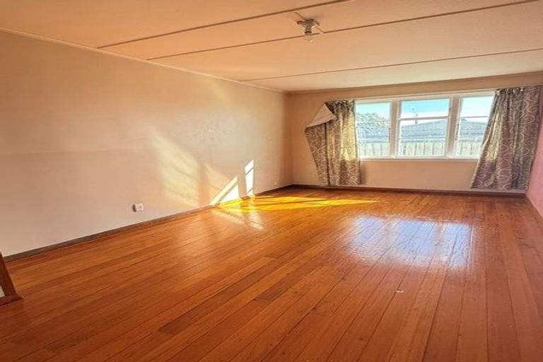 Photo of property in 4 Dufek Crescent, Wigram, Christchurch, 8042