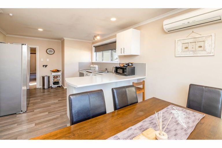 Photo of property in 8 Lindon Street, Rangiora, 7400