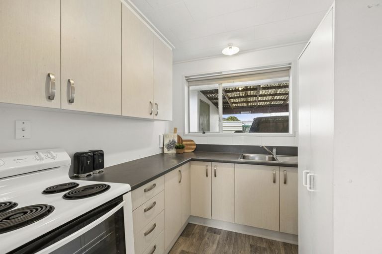 Photo of property in 17b Bradshaw Street, South Dunedin, Dunedin, 9012