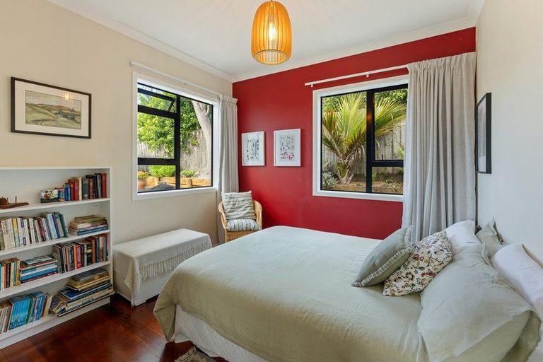 Photo of property in 61 Tennis Court Road, Raumati South, Paraparaumu, 5032