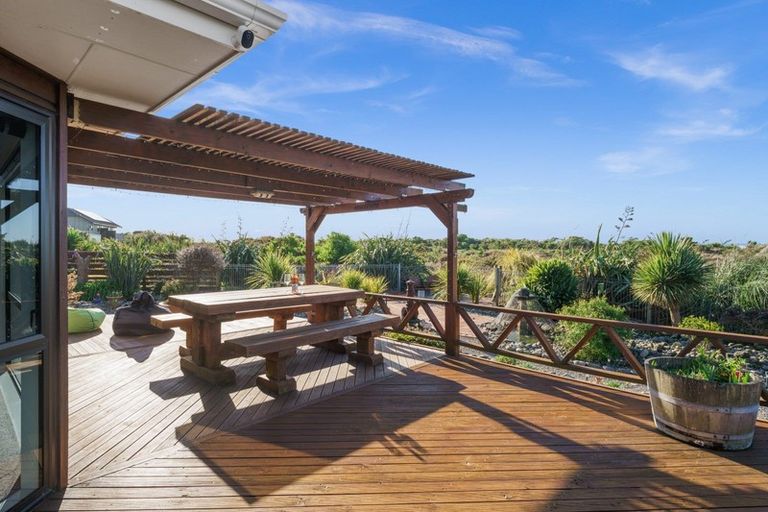 Photo of property in 263 Manly Street, Paraparaumu Beach, Paraparaumu, 5032